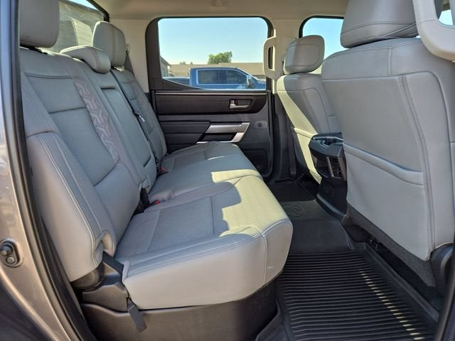 2022 Toyota Tundra 4WD SR5
