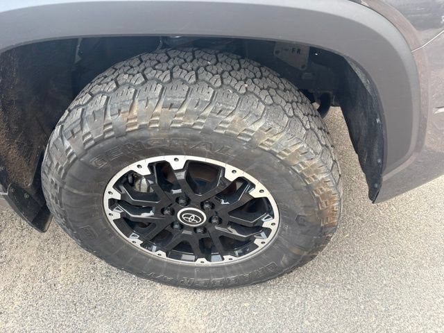 2022 Toyota Tundra 4WD SR5