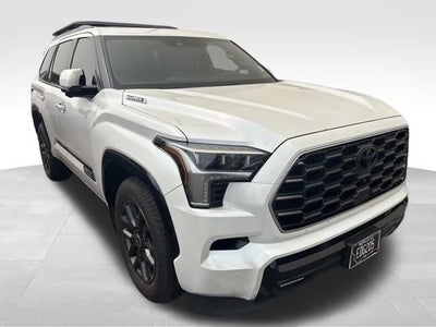 2024 Toyota Sequoia SR5