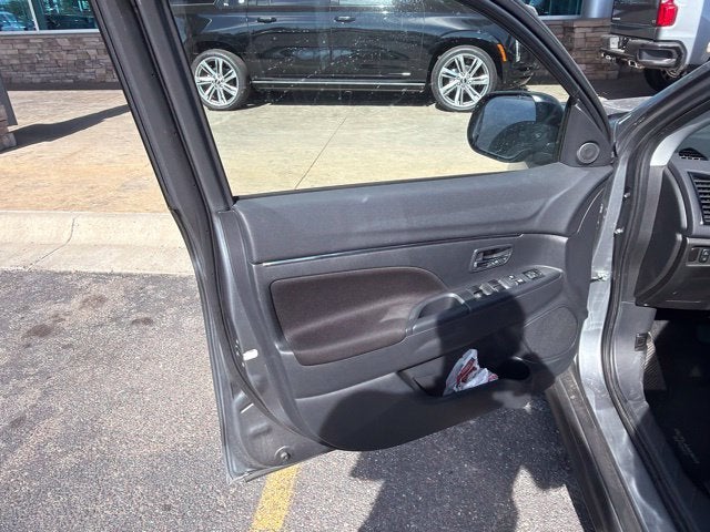 2025 Mitsubishi Outlander Sport S