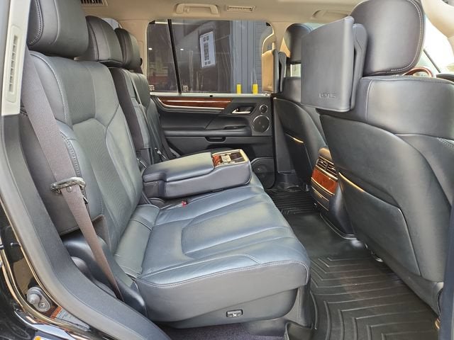 2017 Lexus LX LX 570