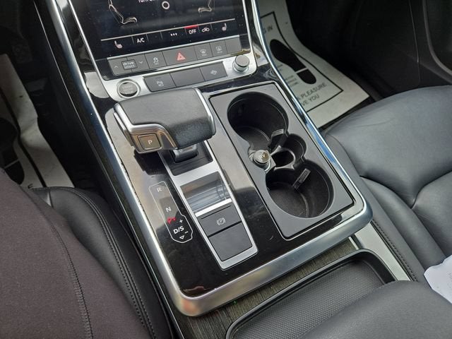 2022 Audi Q7 Premium