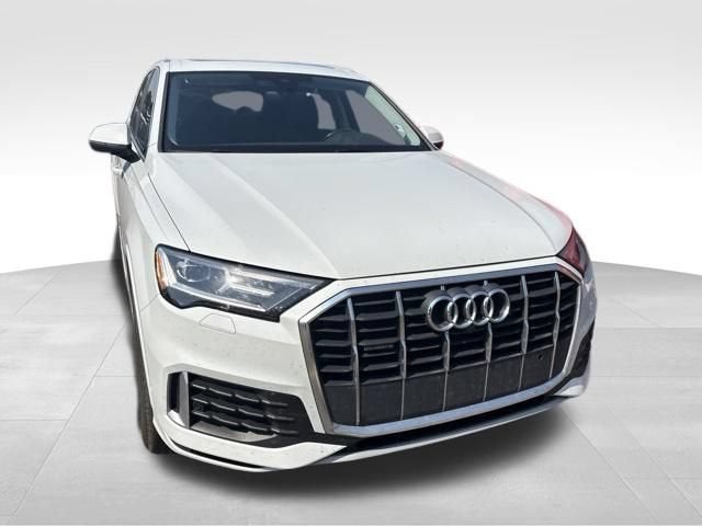 2022 Audi Q7 Premium