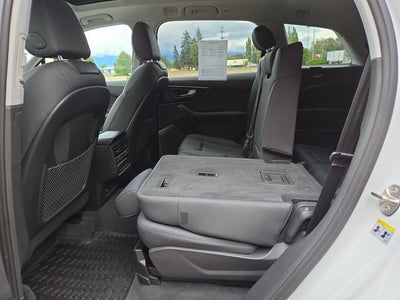 2022 Audi Q7 Premium