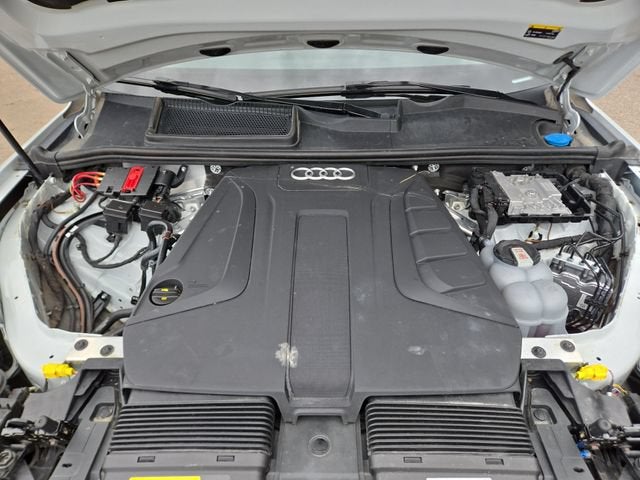2022 Audi Q7 Premium