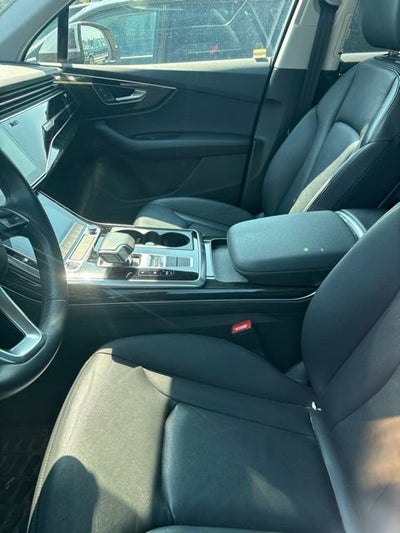 2022 Audi Q7 Premium