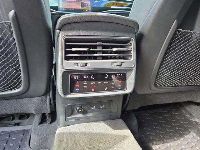 2019 Audi Q8 Prestige
