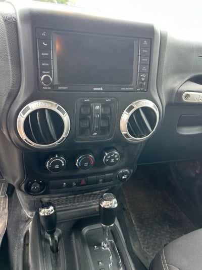 2013 Jeep Wrangler Unlimited Sahara