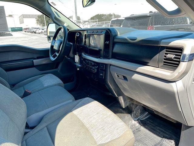 2023 Ford F-600SD XLT