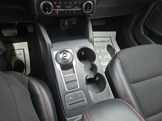 2025 Ford Escape ST-Line Select