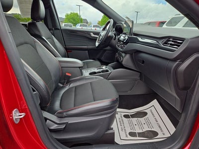2025 Ford Escape ST-Line Select