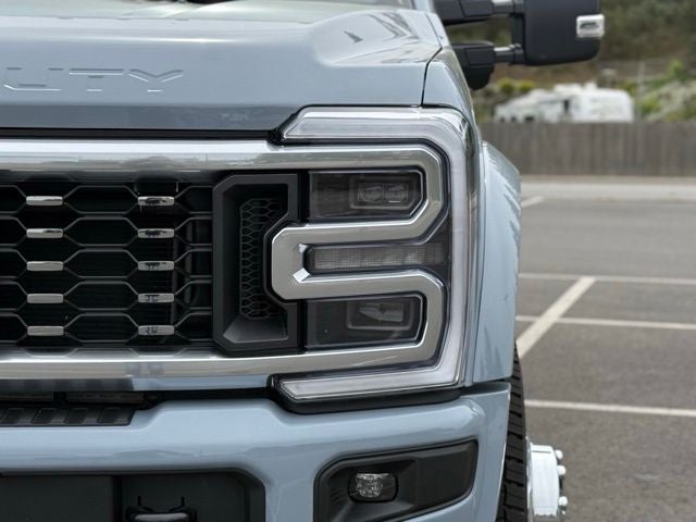 2026 Ford F-450SD Platinum DRW