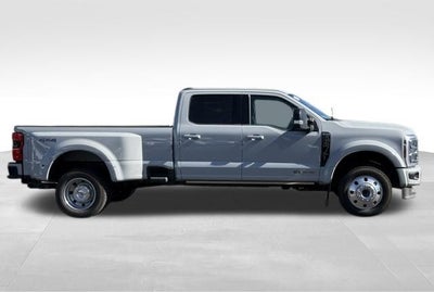 2026 Ford F-450SD Platinum DRW