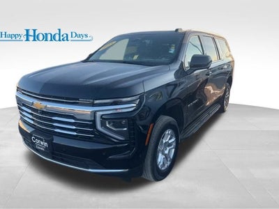 2025 Chevrolet Suburban LT