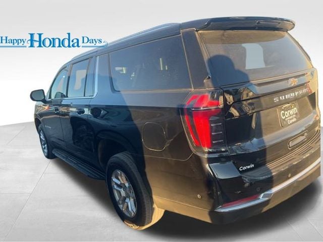 2025 Chevrolet Suburban LT