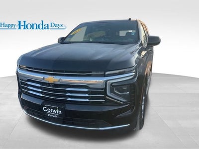 2025 Chevrolet Suburban LT