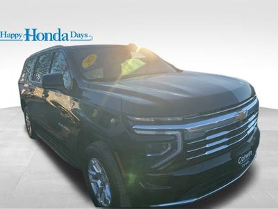 2025 Chevrolet Suburban LT