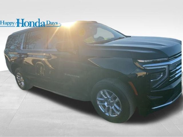 2025 Chevrolet Suburban LT