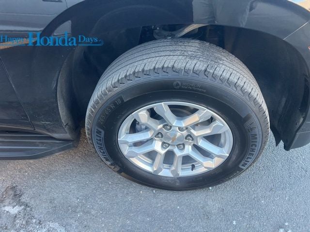 2025 Chevrolet Suburban LT