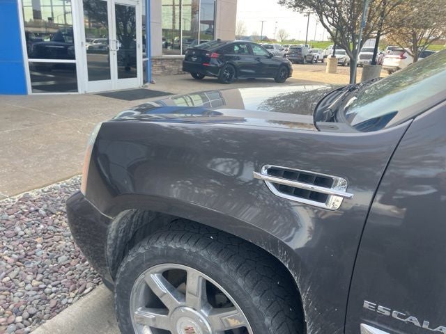 2010 Cadillac Escalade Premium
