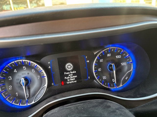 2021 Chrysler Voyager LXI