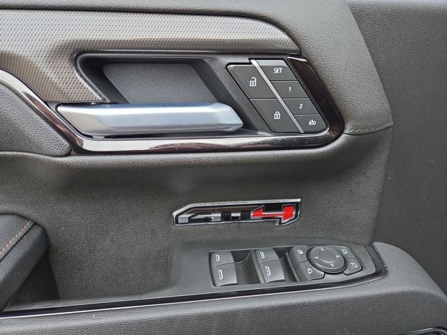 2025 GMC Sierra 1500 AT4