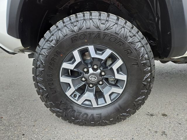 2022 Toyota Tacoma TRD Off-Road V6
