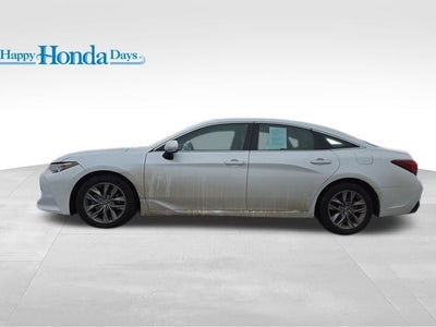 2019 Toyota Avalon XLE