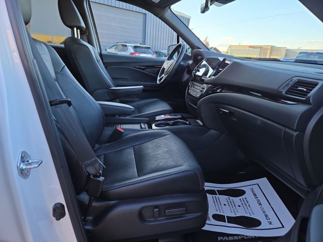 2023 Honda Passport Elite