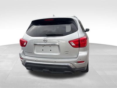 2020 Nissan Pathfinder SV