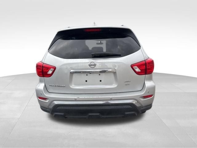 2020 Nissan Pathfinder SV