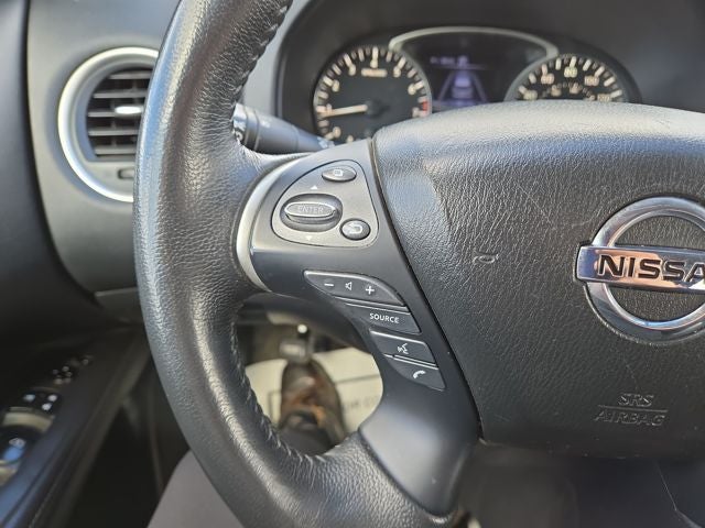 2020 Nissan Pathfinder SV