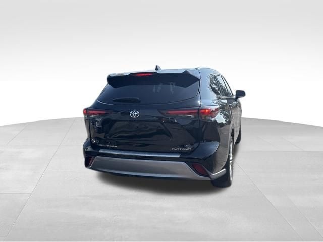2024 Toyota Highlander Platinum