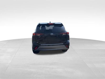 2024 Toyota Highlander Platinum