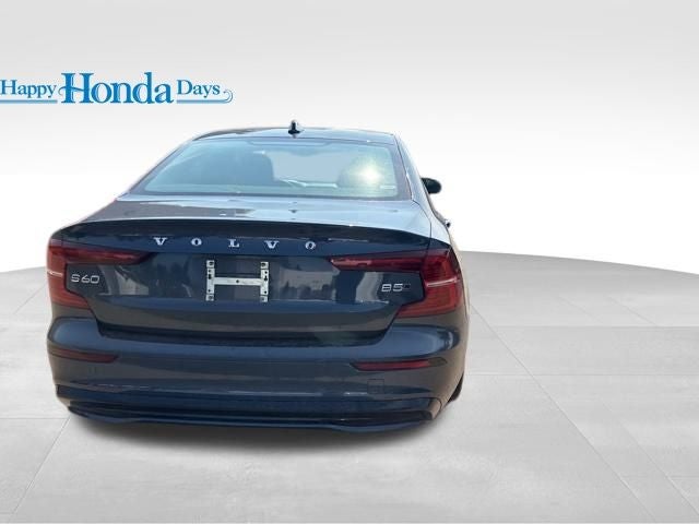 2024 Volvo S60 B5 Plus Dark Theme