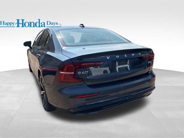 2024 Volvo S60 B5 Plus Dark Theme