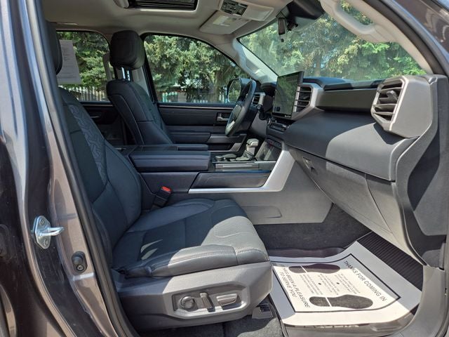 2023 Toyota Sequoia SR5