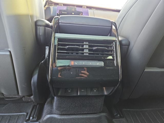 2023 Land Rover Range Rover Sport SE