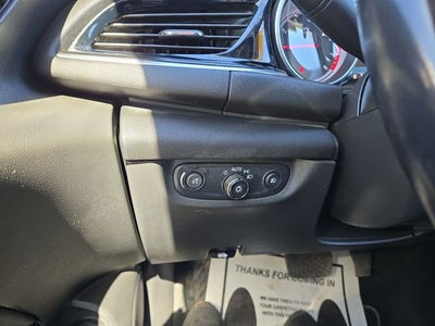 2018 Buick Regal TourX Essence