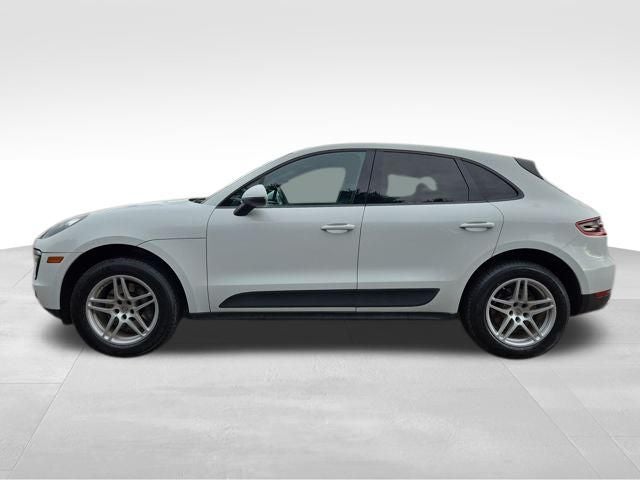 2017 Porsche Macan Base