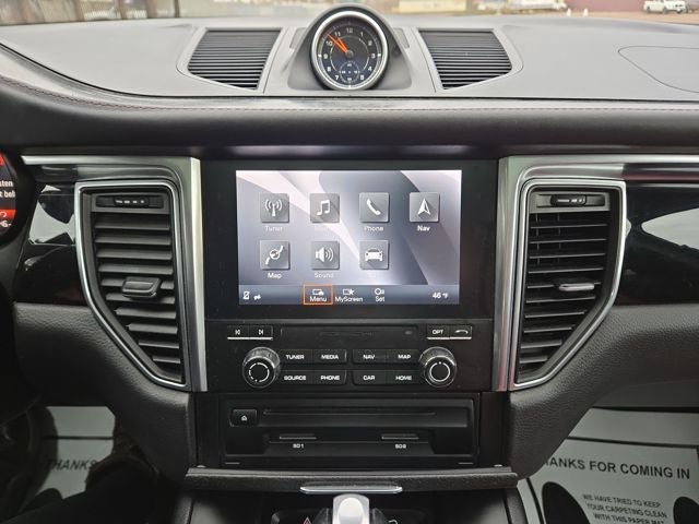 2017 Porsche Macan Base