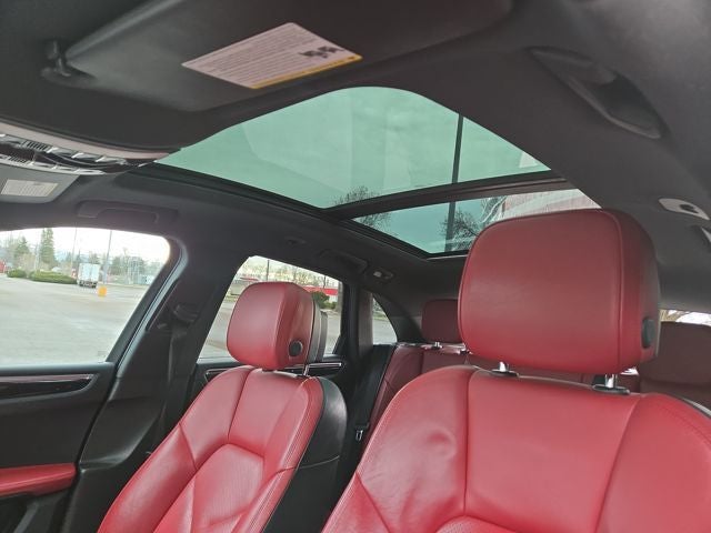 2017 Porsche Macan Base