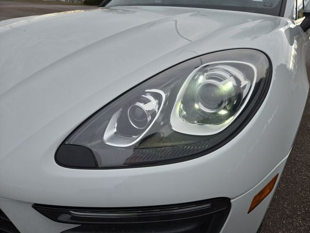 2017 Porsche Macan Base