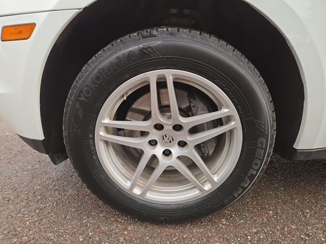 2017 Porsche Macan Base