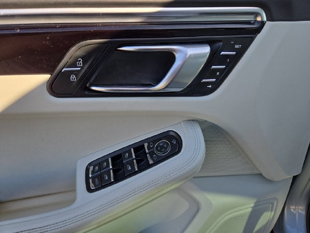 2023 Porsche Macan S