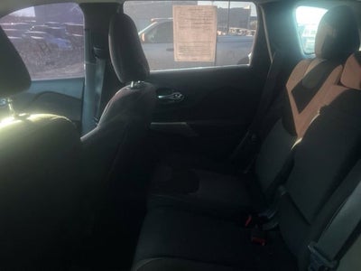 2017 Jeep Cherokee Sport