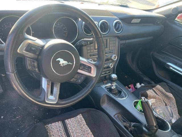 2015 Ford Mustang V6