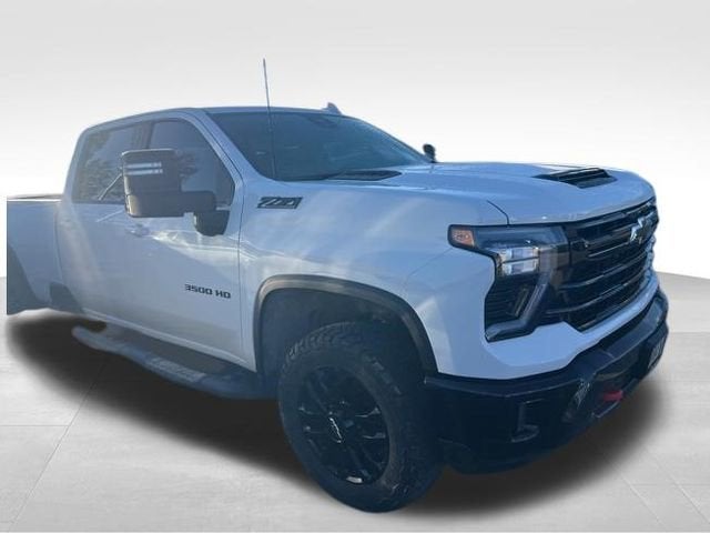 2025 Chevrolet Silverado 3500 HD LTZ