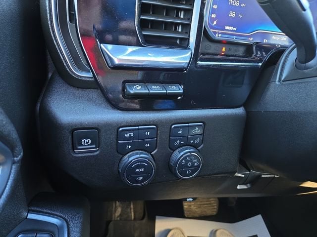 2025 Chevrolet Silverado 3500 HD High Country