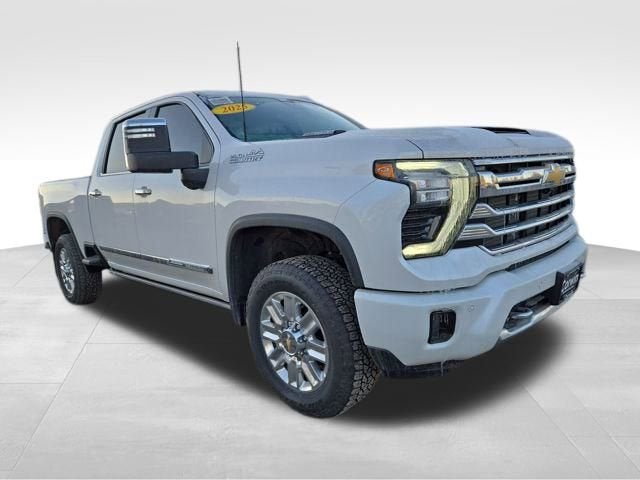 2025 Chevrolet Silverado 3500 HD High Country